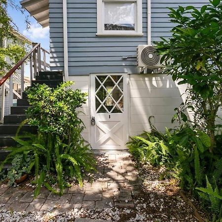 That 70'S Themed Apt Close To Coffee, Food + Shops Tampa Exteriör bild